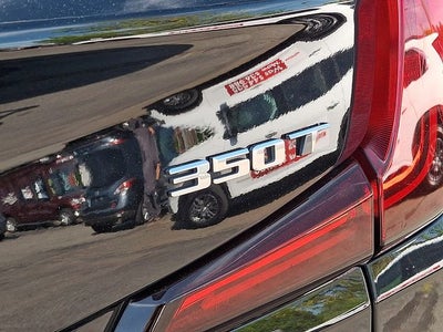 2023 Cadillac XT4 FWD Premium Luxury