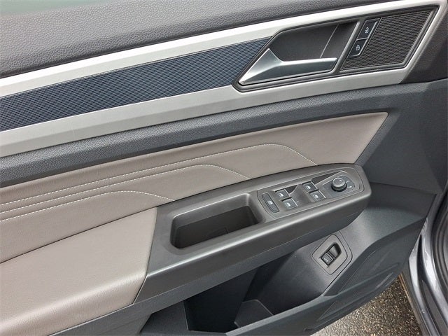 2022 Volkswagen Atlas 3.6L V6 SEL R-Line Black