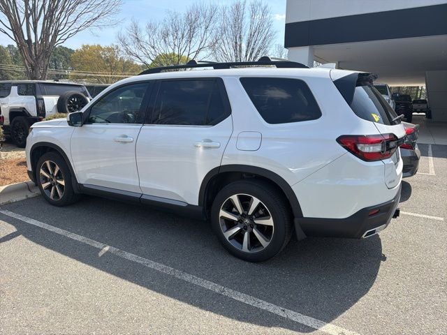 2023 Honda Pilot Touring