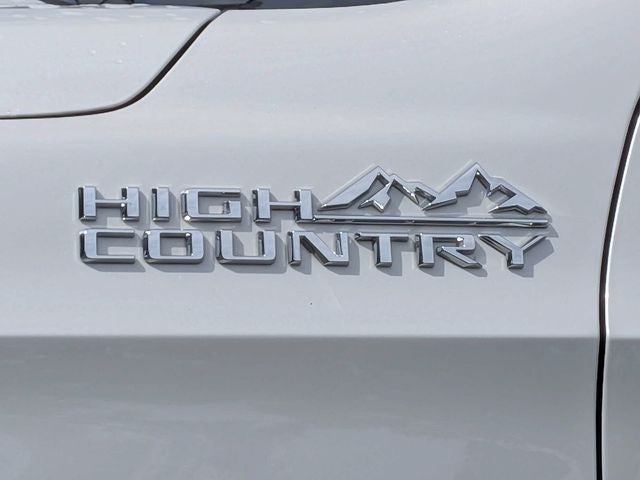 2021 Chevrolet Suburban High Country