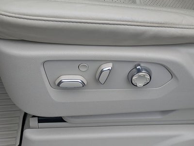 2022 Cadillac Escalade Premium Luxury Platinum