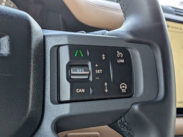2025 Land Rover Defender 110 X-Dynamic SE