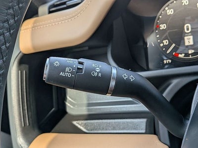 2025 Land Rover Defender 110 X-Dynamic SE