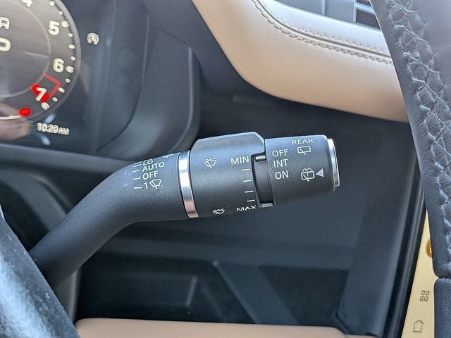 2025 Land Rover Defender 110 X-Dynamic SE