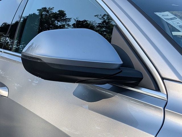 2022 Audi Q8 55 Premium quattro
