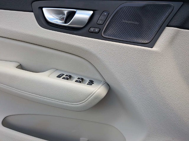 2026 Volvo XC60 Plug-In Hybrid T8 Ultra