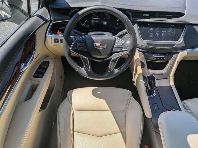 2019 Cadillac XT5 Luxury FWD