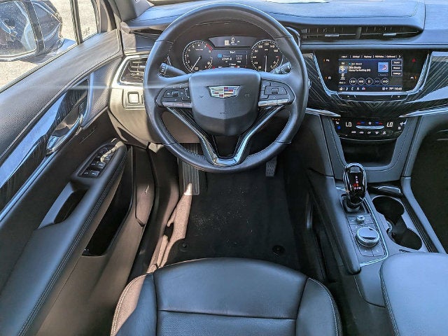2025 Cadillac XT6 Premium Luxury