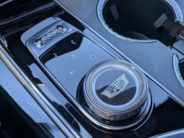 2024 Cadillac LYRIQ Luxury 3