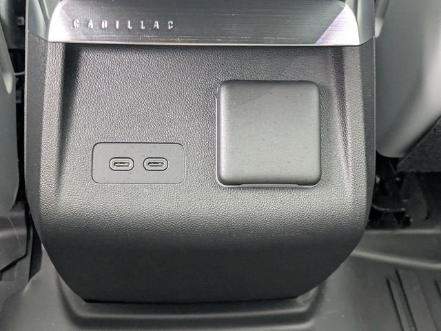 2024 Cadillac LYRIQ Sport 3