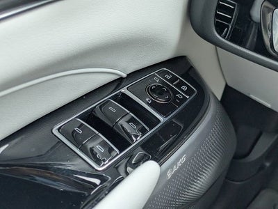 2024 Cadillac LYRIQ Sport 3