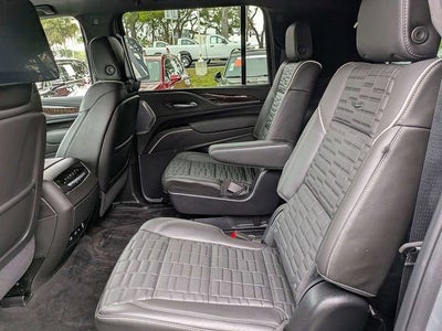 2024 Cadillac Escalade ESV Sport Platinum