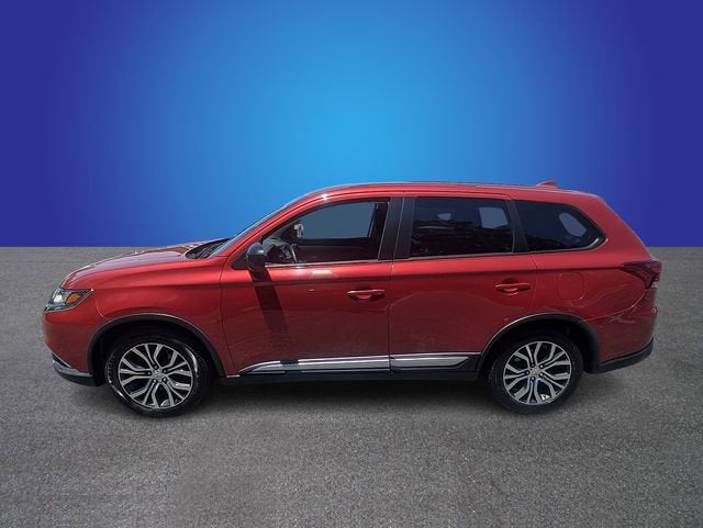 2017 Mitsubishi Outlander ES