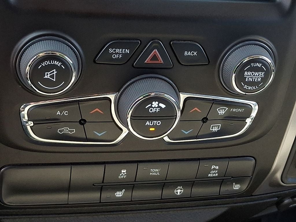 2022 RAM 1500 Classic SLT