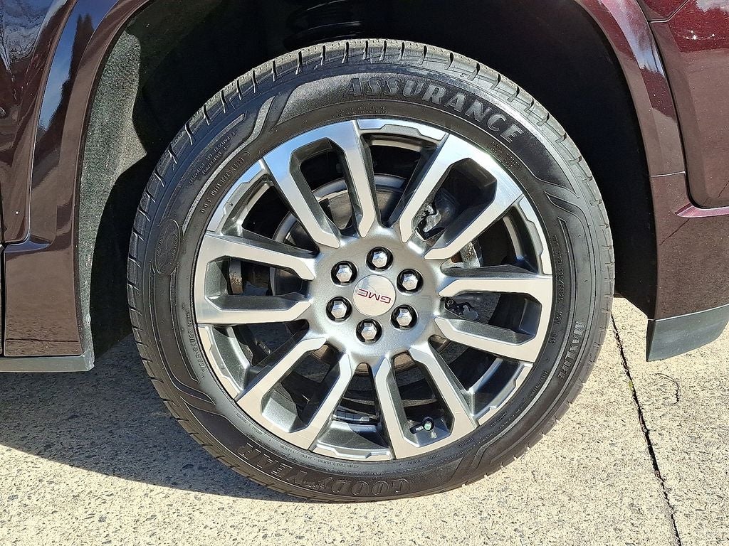 2021 GMC Acadia Denali