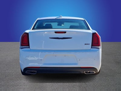 2023 Chrysler 300 Touring