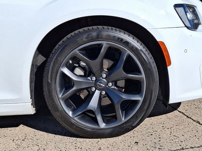 2023 Chrysler 300 Touring