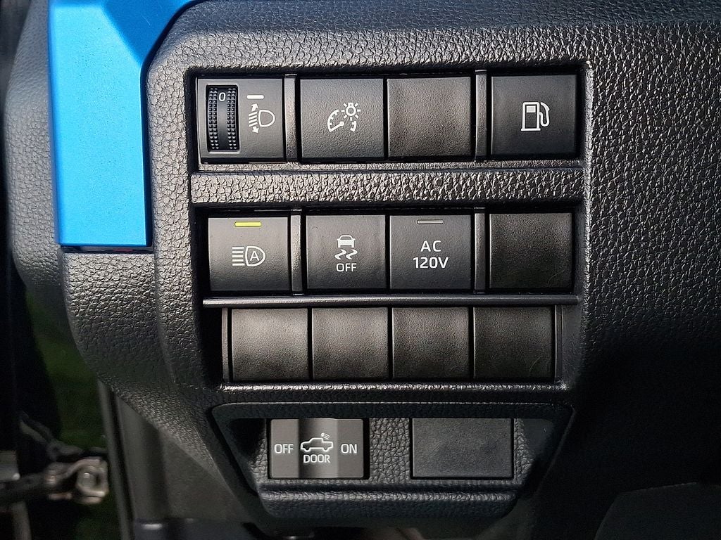 2025 Toyota Tacoma Hybrid TRD Sport