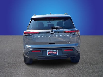 2025 Nissan Pathfinder SV