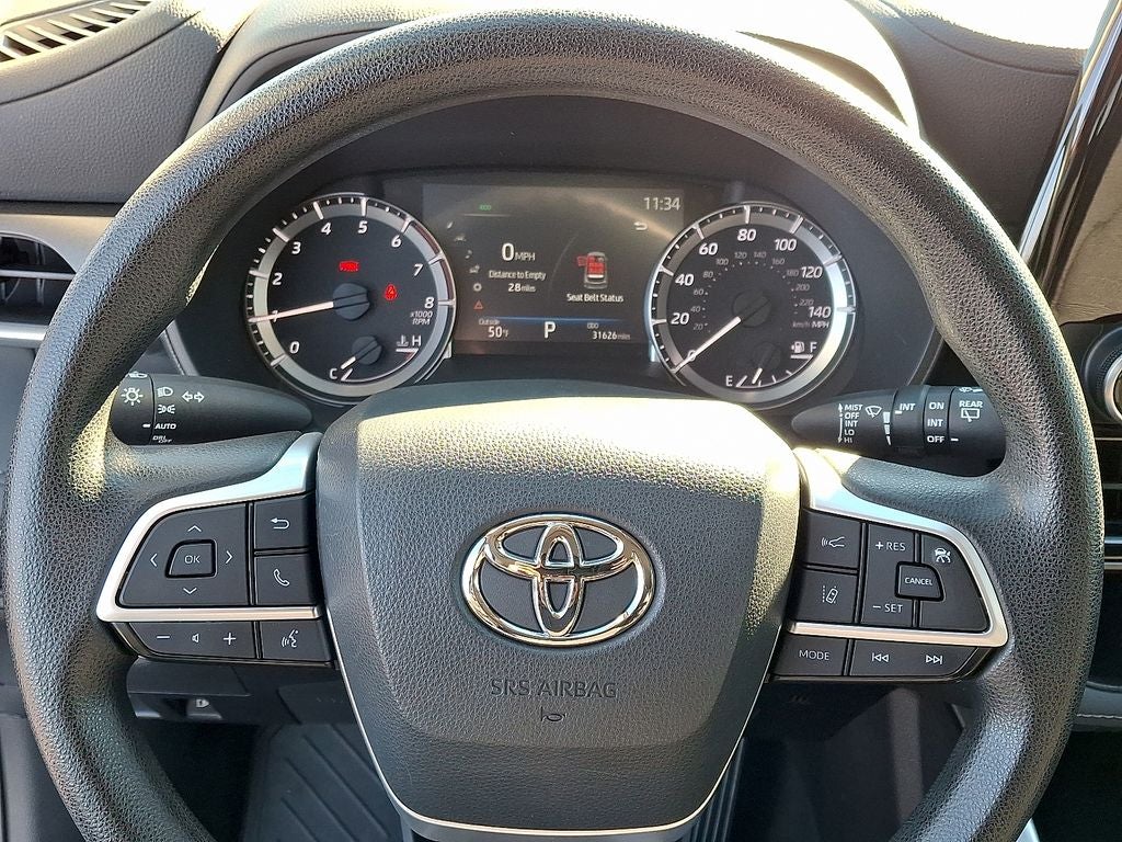 2023 Toyota Highlander L