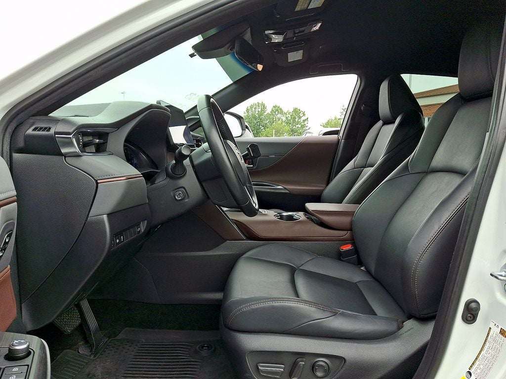 2023 Toyota Venza XLE