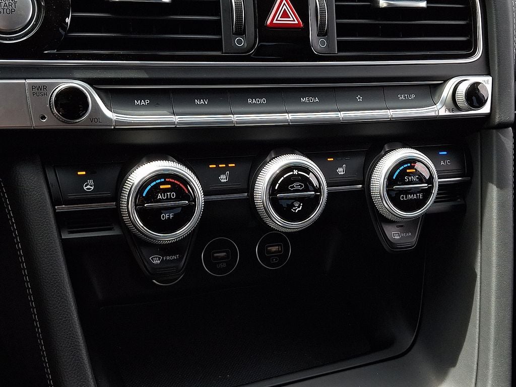 2022 Genesis G70 2.0T