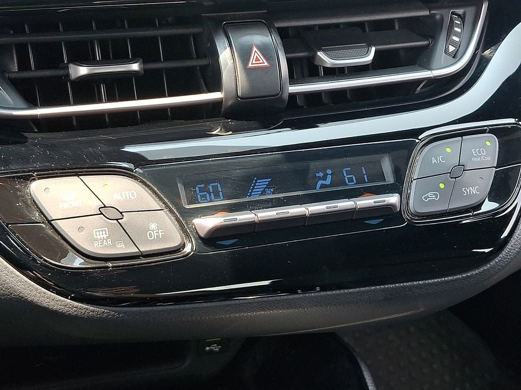2022 Toyota C-HR XLE