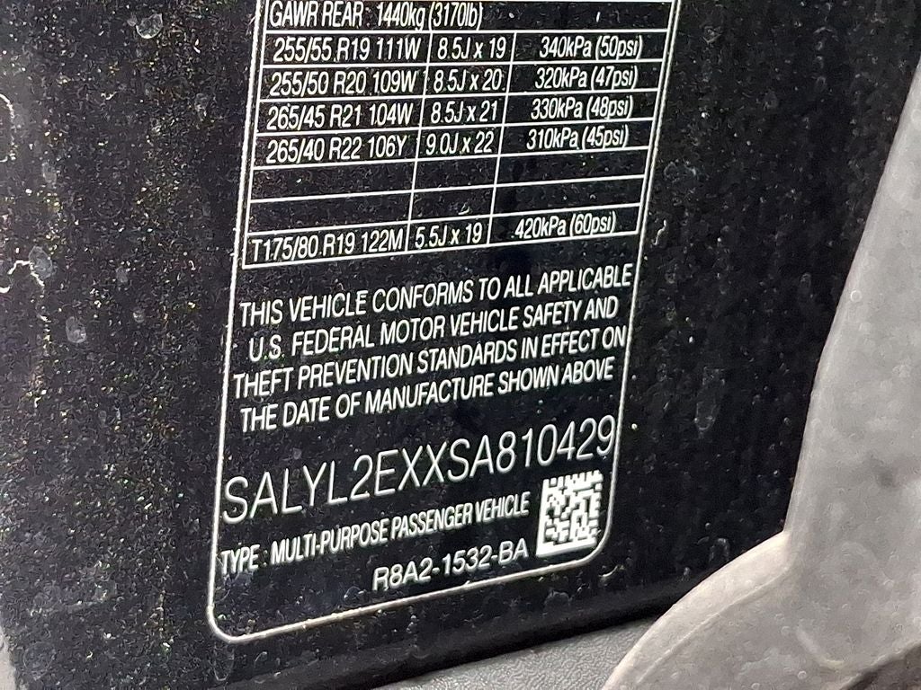 2025 Land Rover Range Rover Velar Dynamic SE