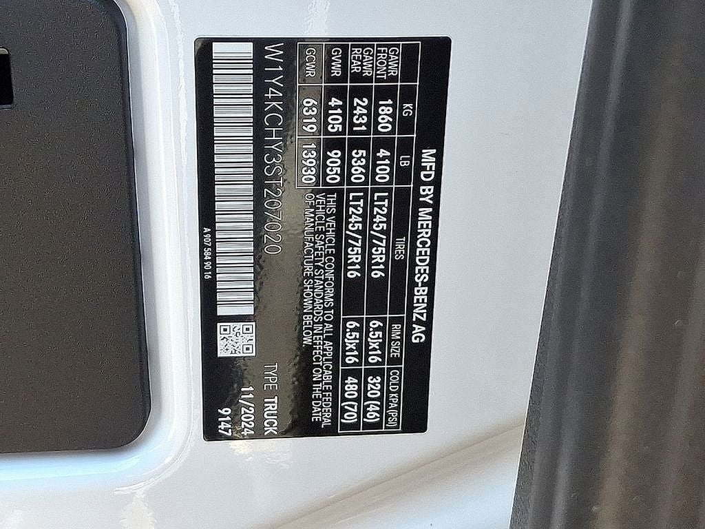 2025 Mercedes-Benz Sprinter 2500 Cargo 170 WB High Roof