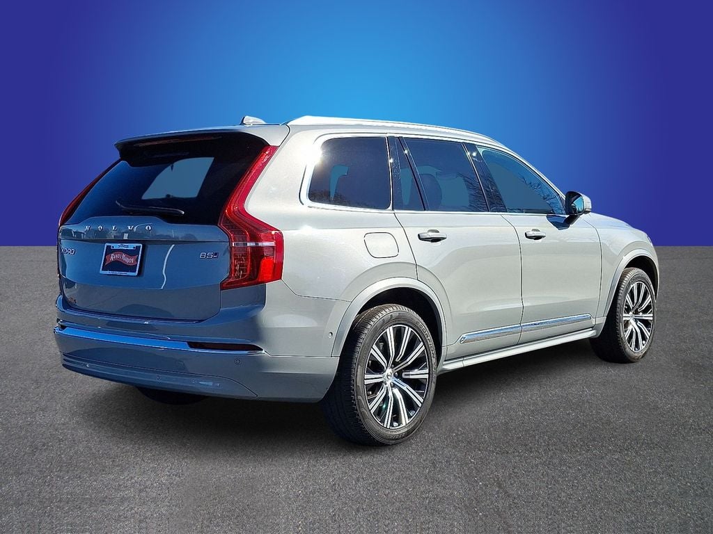 2025 Volvo XC90 B5 Plus