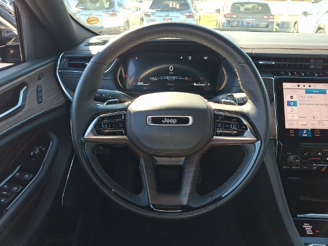 2023 Jeep Grand Cherokee Summit 4x4