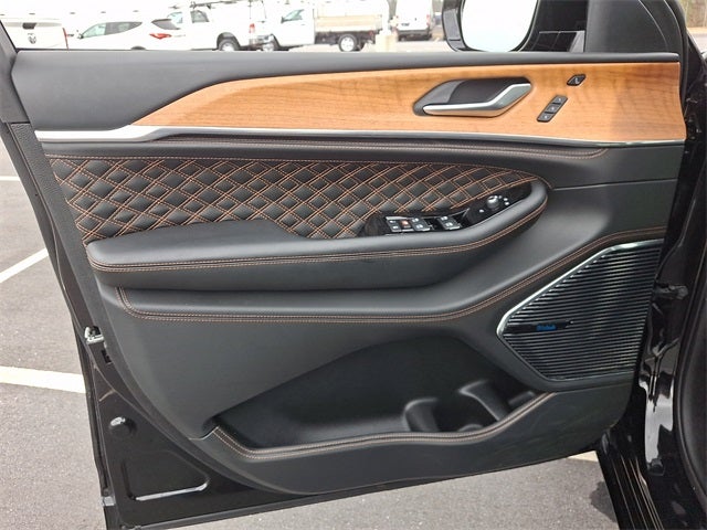 2024 Jeep Grand Cherokee L Summit Reserve 4x4