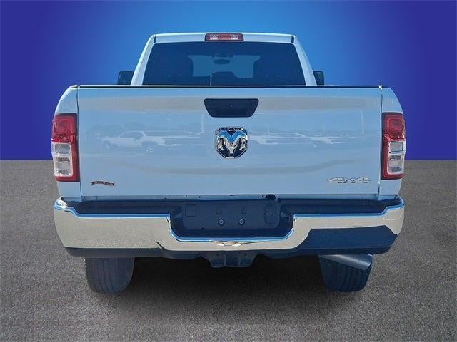 2023 RAM 3500 Tradesman Crew Cab 4x4 8' Box