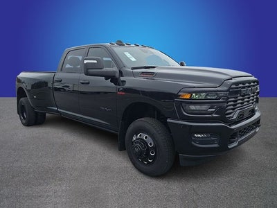 2025 RAM 3500 Big Horn Crew Cab 4x4 8' Box