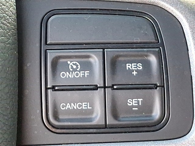 2022 RAM 2500 Tradesman Crew Cab 4x4 6'4' Box