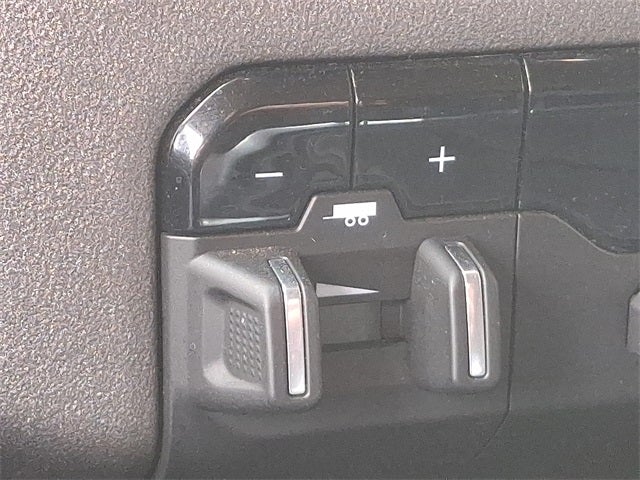 2020 RAM 2500 Tradesman Crew Cab 4X4 6'4' Box