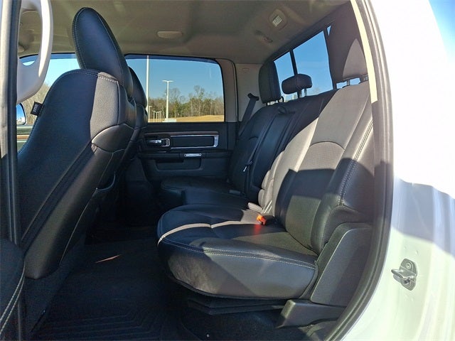 2017 RAM 2500 Laramie Crew Cab 4x4 6'4' Box