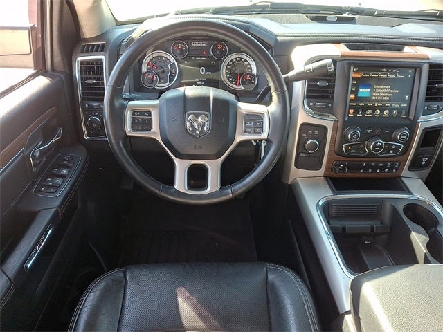 2017 RAM 2500 Laramie Crew Cab 4x4 6'4' Box