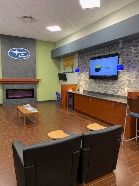 image service lounge area at Randy Marion